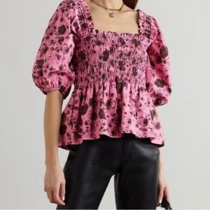 Ganni Cotton Poplin Floral Printed Puff Sleeve
Smocked Pink Black Top Size eu 40
